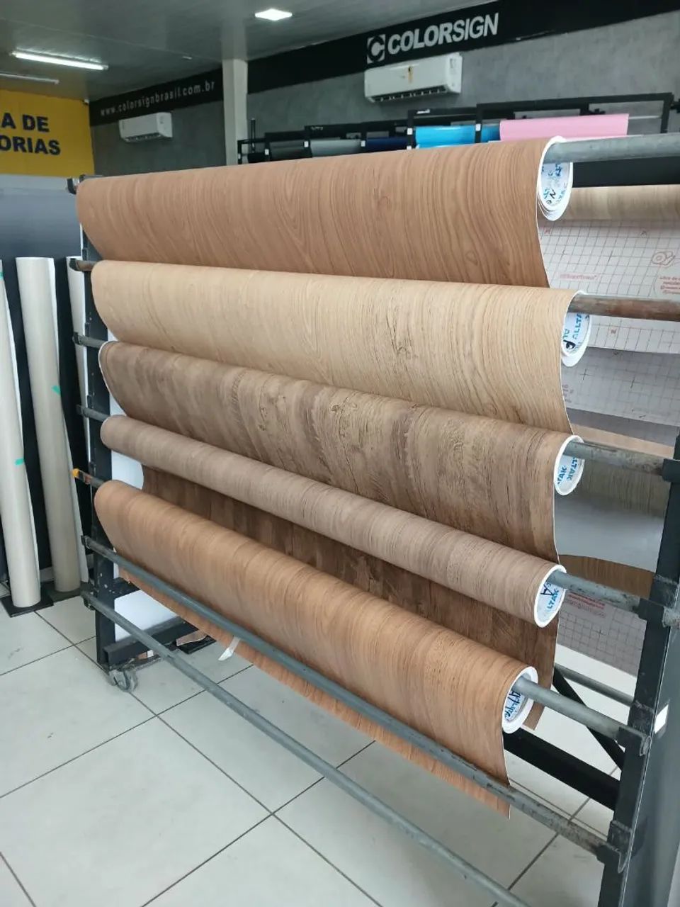 Envelopamento e papel de parede - Foto 4