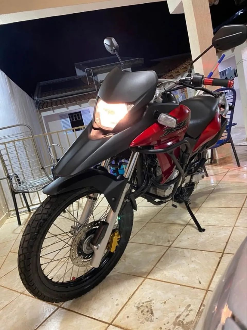 XRE 300 MOTO DE MULHER - Foto 3