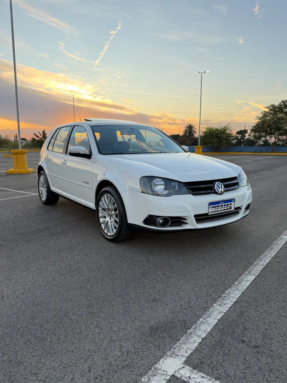 Volkswagen Golf Golf Sportline 1.6 Mi Total Flex 8V 4p 2014