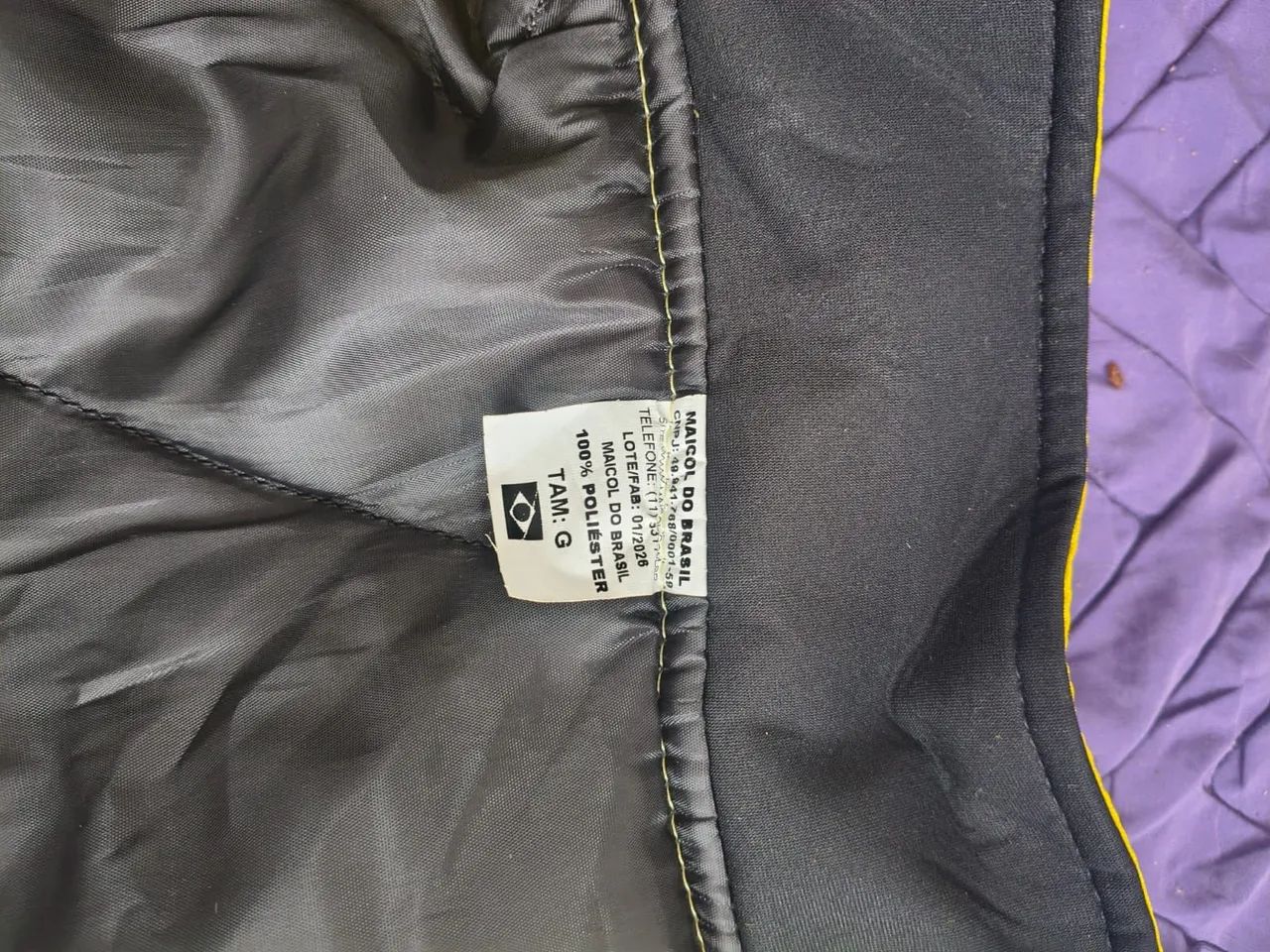 Capacete e jaqueta 99 