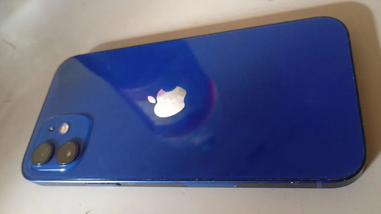 iPhone 12 usado