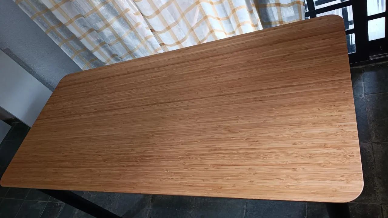 Mesa nova com tampo de bambu  - Foto 3