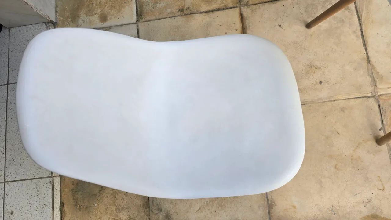Conjunto de mesa Eames redonda branca  - Foto 5