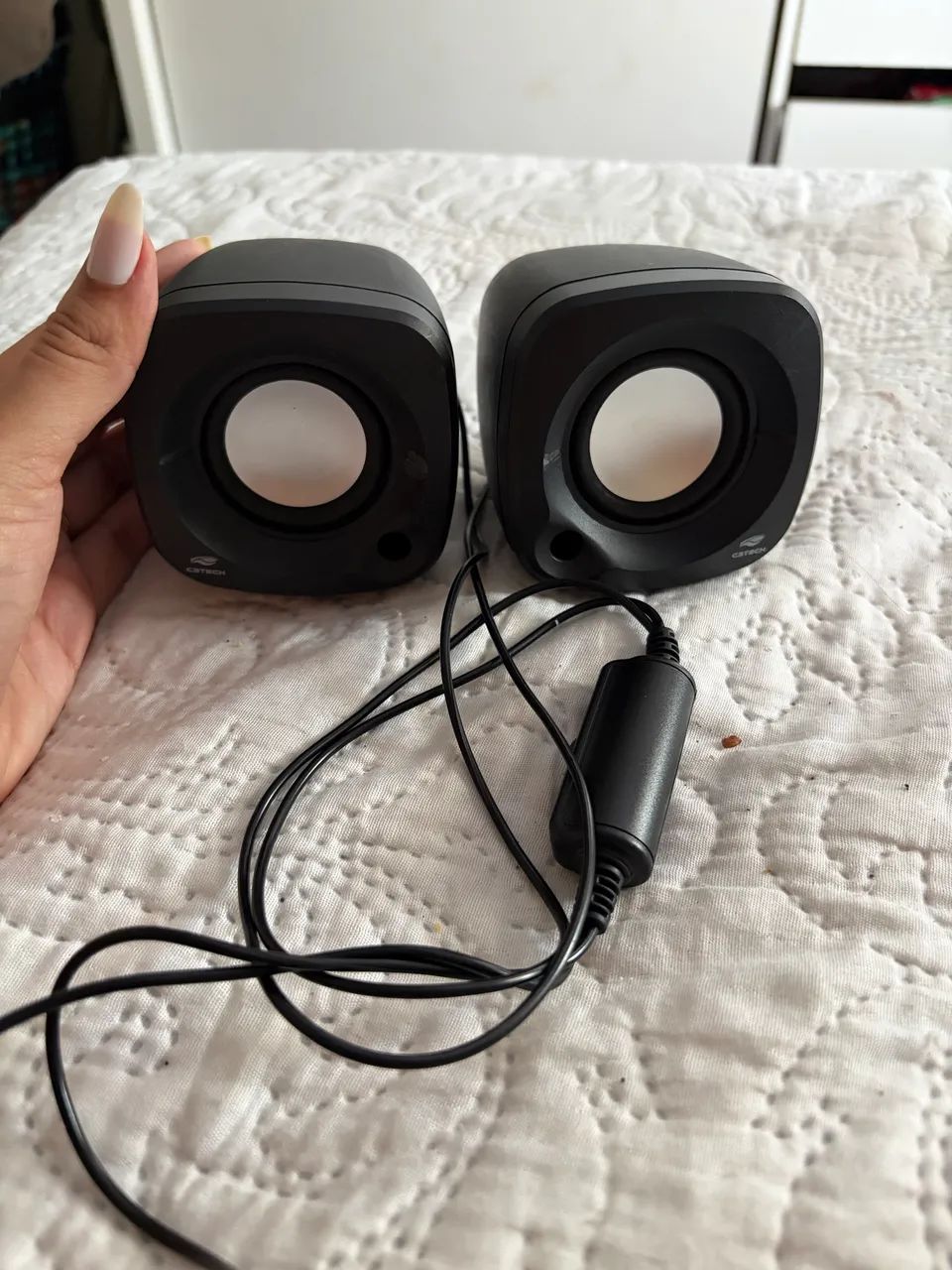 Vendo par de caixas de som C3Tech para computador/notebook.