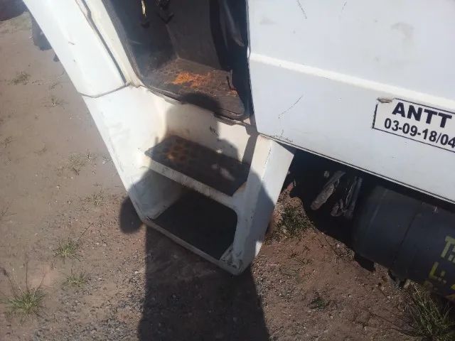Cabine LS 1938 e LS 1935, vendo muito barato, p/desocupar lugar - Foto 8