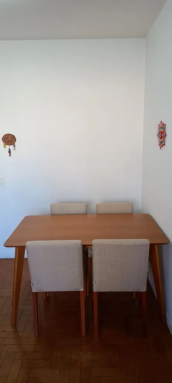 Conjunto de jantar (mesa e 4 cadeiras) - Foto 3