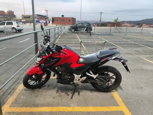 CB TWISTER 300 ABS - Foto 2
