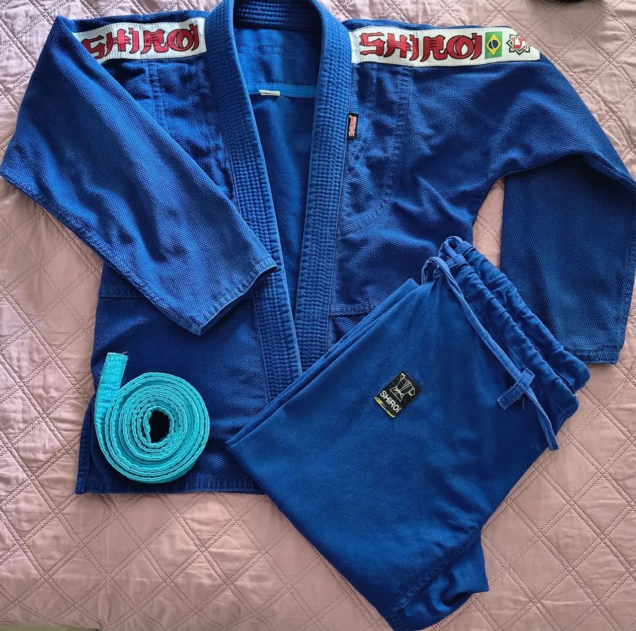 Kimono de judô azul trançado - Foto 2