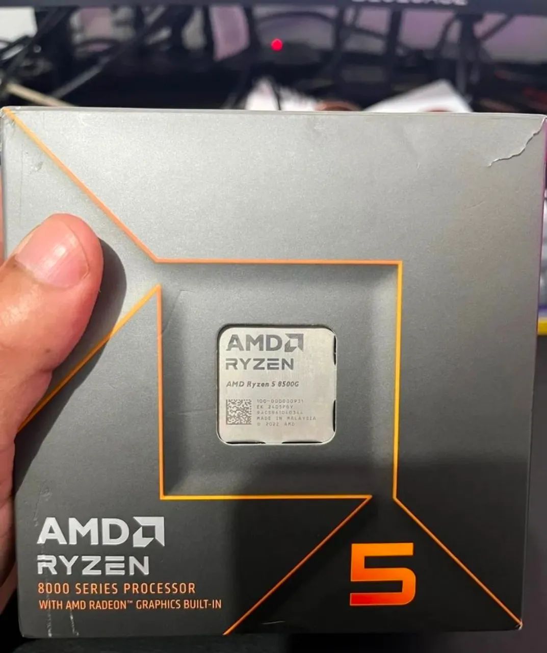 Ryzen 5 8500G Am5 + cooler BOX