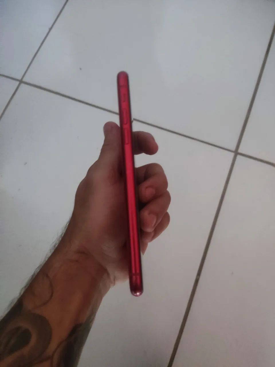 iPhone 11 vermelho - Foto 2