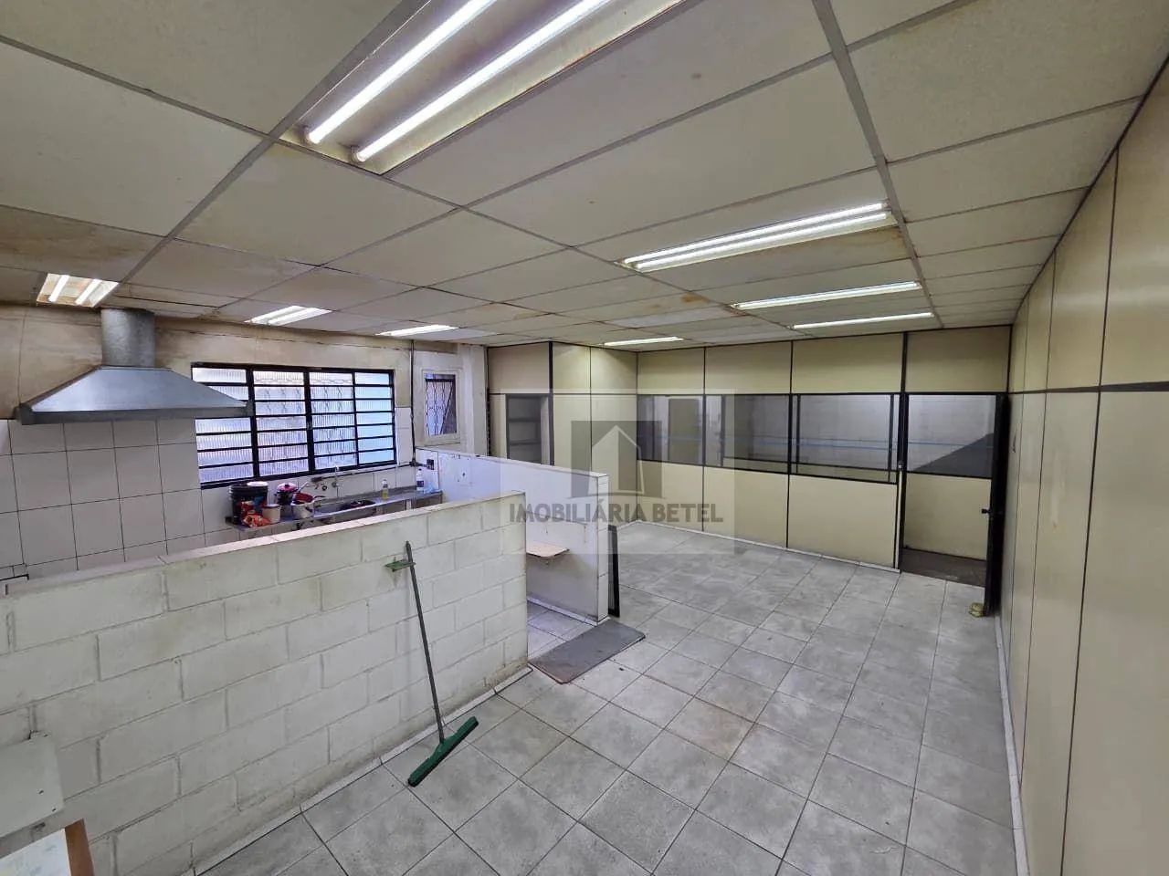 Galpão à venda, 734 m² - Vila Valparaíso - Santo André/SP