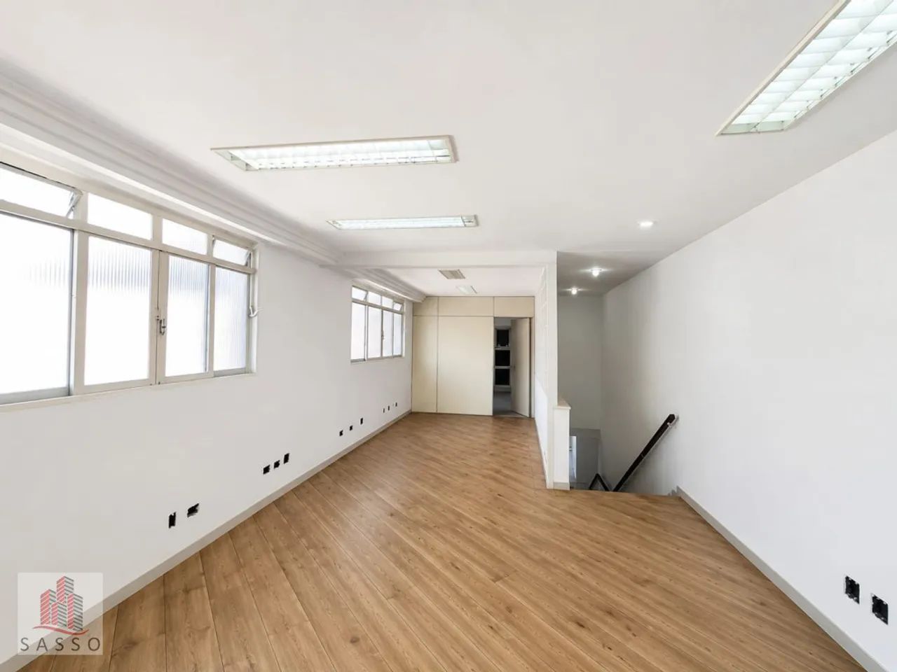 Vendo ou alugo casa comercial no Belém