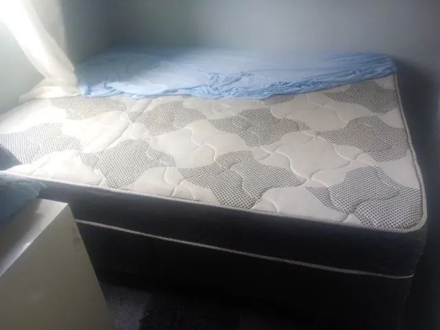 Cama box 