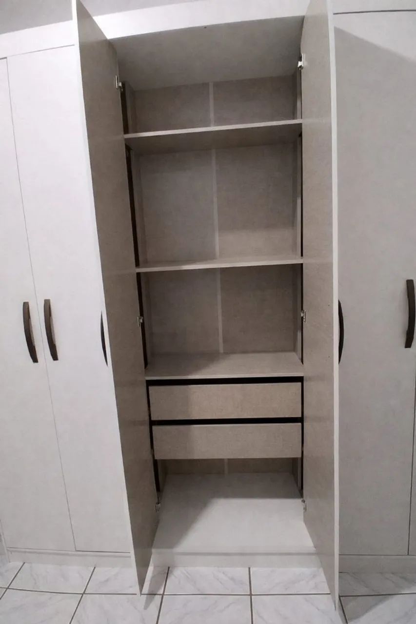 Guarda roupa roupeiro branco - Foto 3