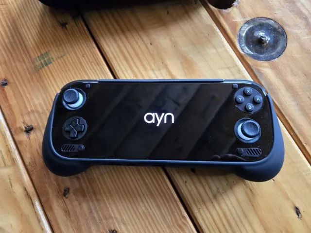 AYN Thor Pro 12gb/256 - Consoles de Vídeo Game - Serrano, Belo