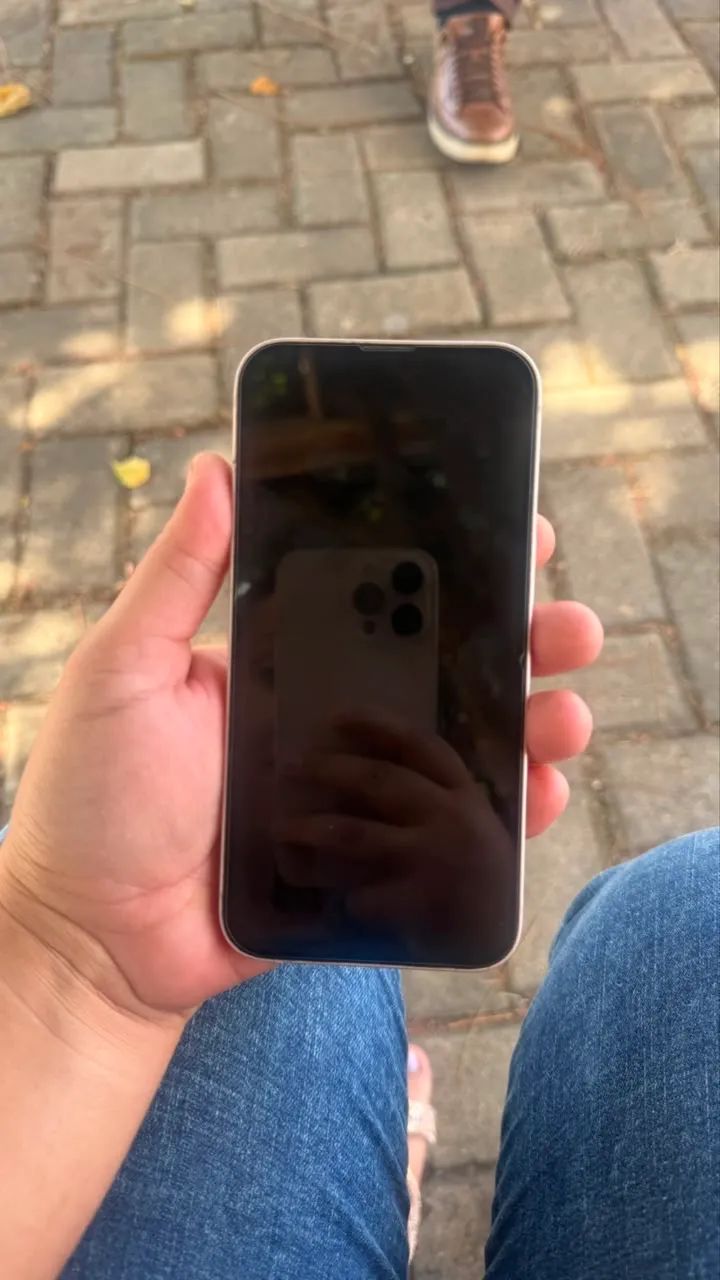 IPHONE 13 ROSE 128gb - USADO - Foto 2