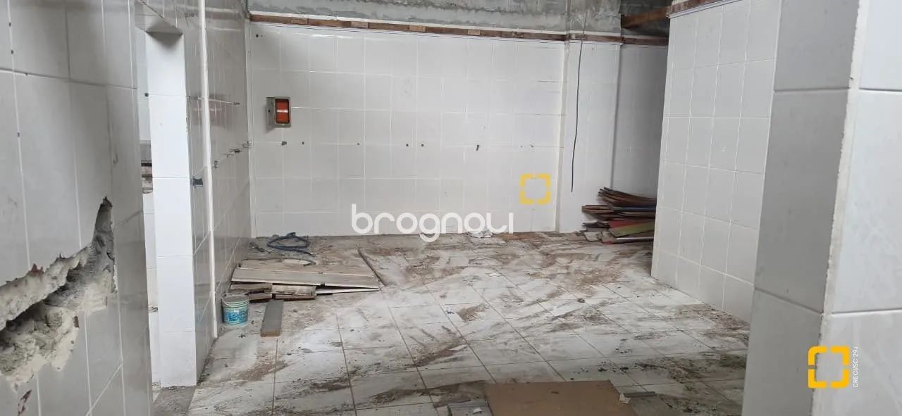 Galpão comercial com terreno de 466m² - Foto 4