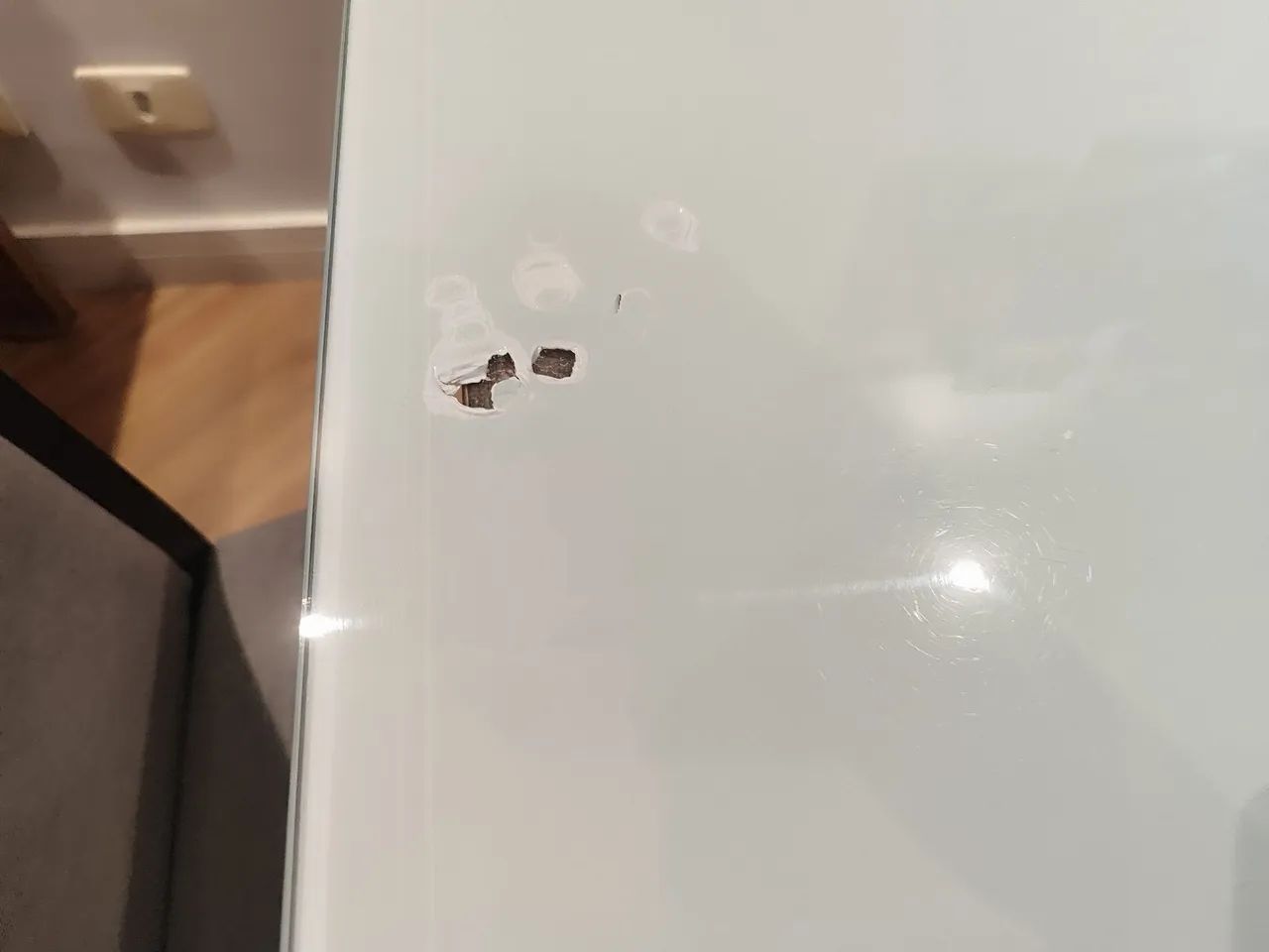 Mesa de vidro com pés de ferro + 6 cadeiras - Foto 3