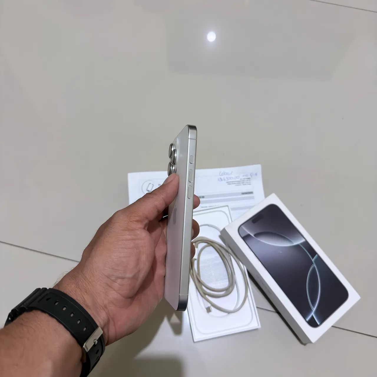 iPhone 16 pro max  - Foto 2