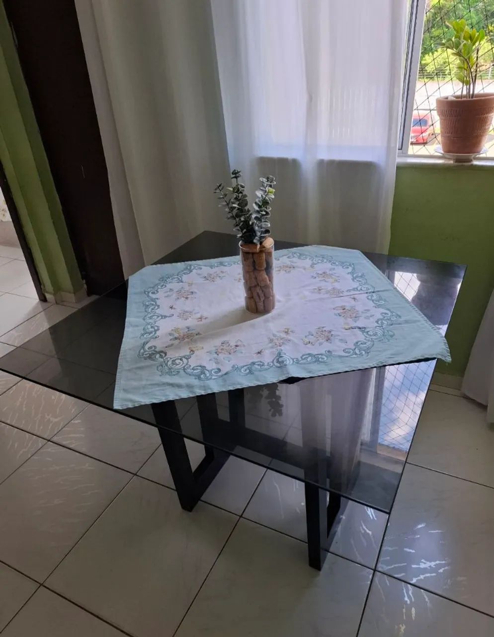 Mesa de Jantar com Tampo de Vidro (4 lugares) - Foto 3
