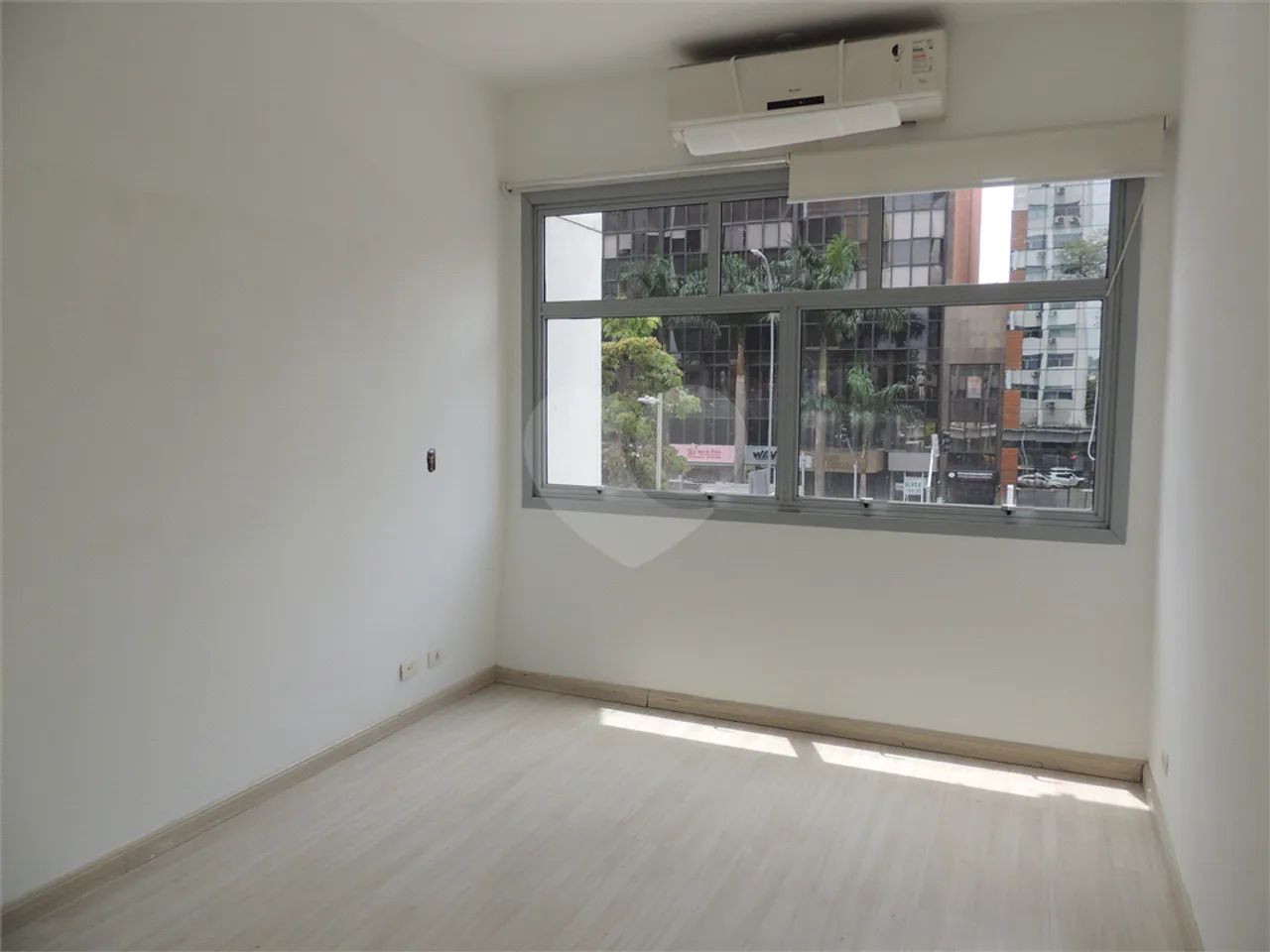 Salas com 1 quartos para locação em Jardim paulistano - SP