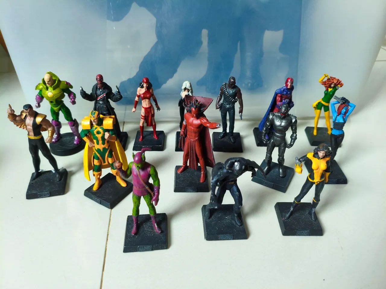 Mini Bonecos da Marvel para colecionador 