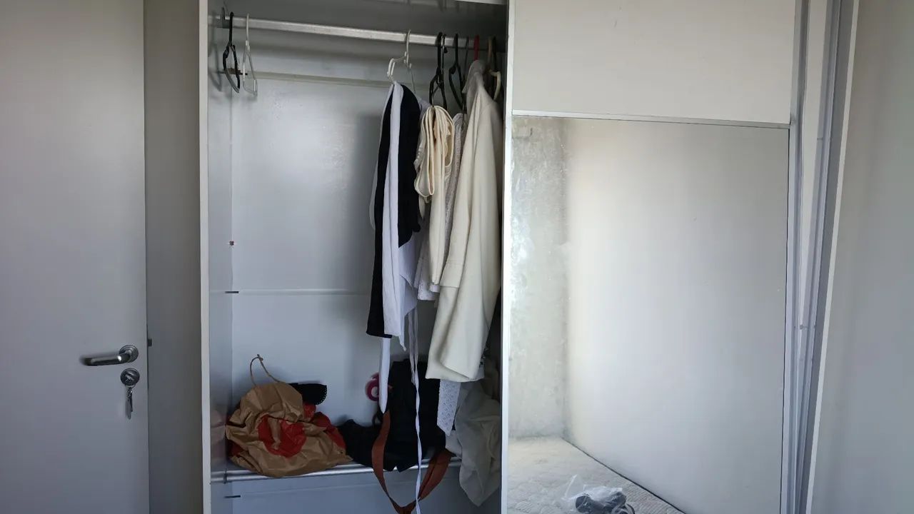 Guarda roupa de solteiro  - Foto 2