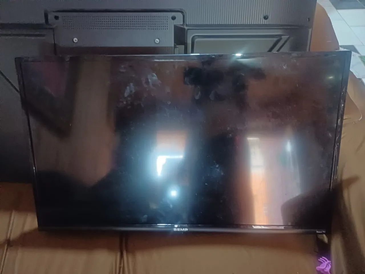 2 Tv para retirada de peças 