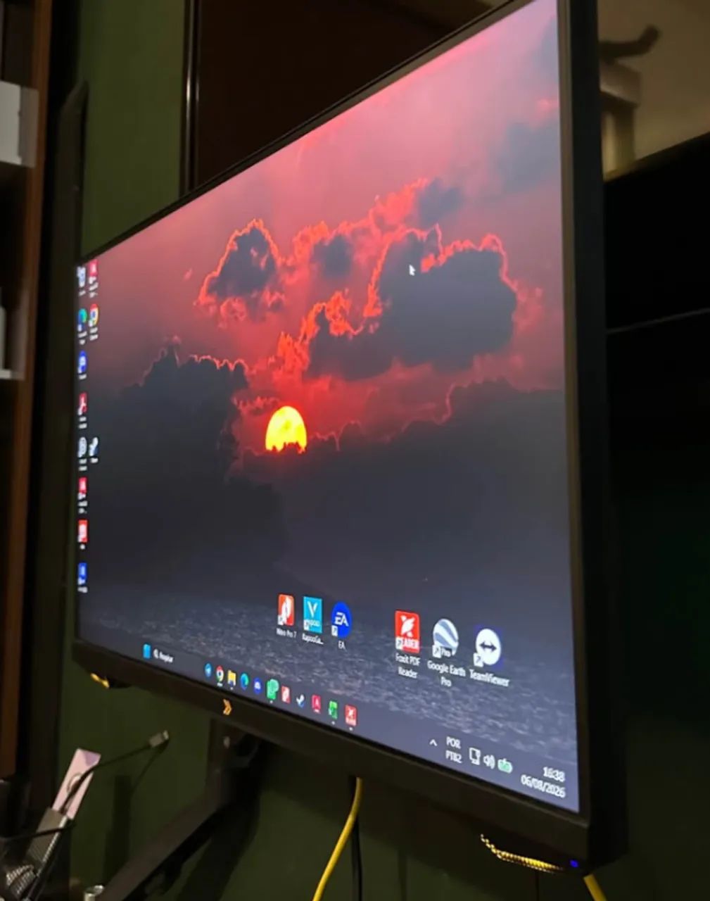 Monitor 25 pol 180hz 1ms IPS - Foto 2