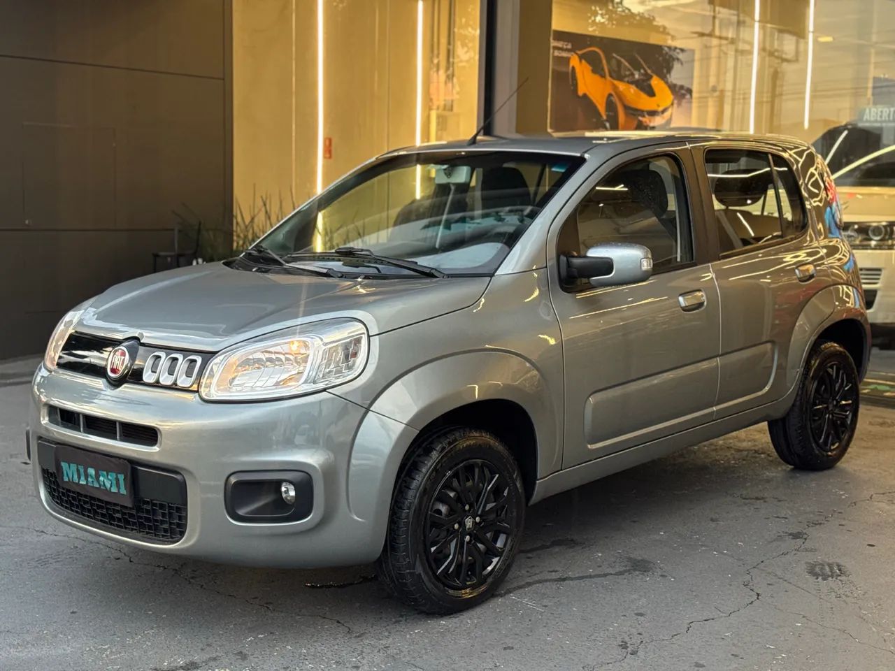 Fiat Uno Evolution 1.4 Fire Flex 8V 5P 2016 - Foto 2