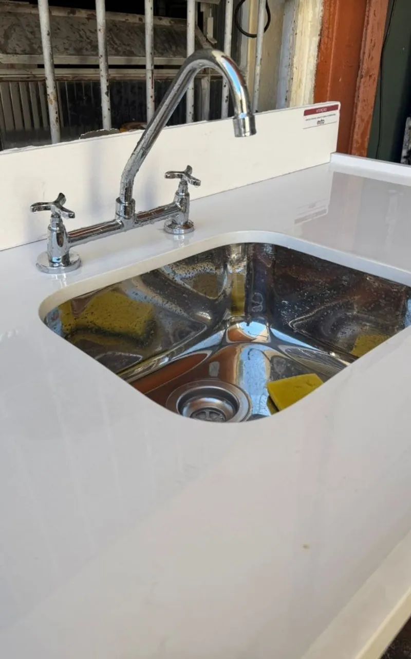 Pia Quartzo branco 2,20x65 - Foto 2
