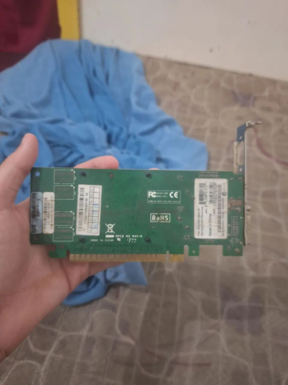 Vendo placa de vídeo da nvidia 1gb quebra galho - Foto 3