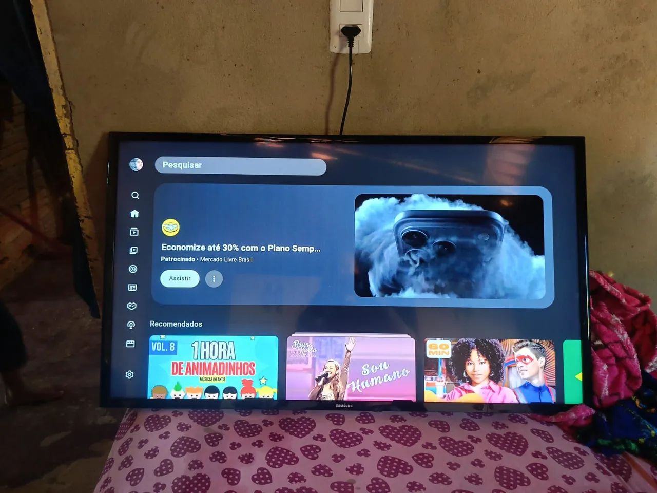 Vendo uma Samsung smart TV 40 polegadas
