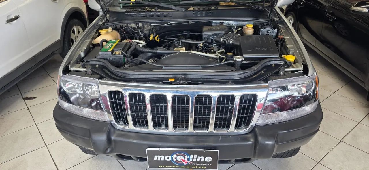 Jeep Cherokee Sport 3.7 4x4 V6 12V Aut., foto 6 de 10