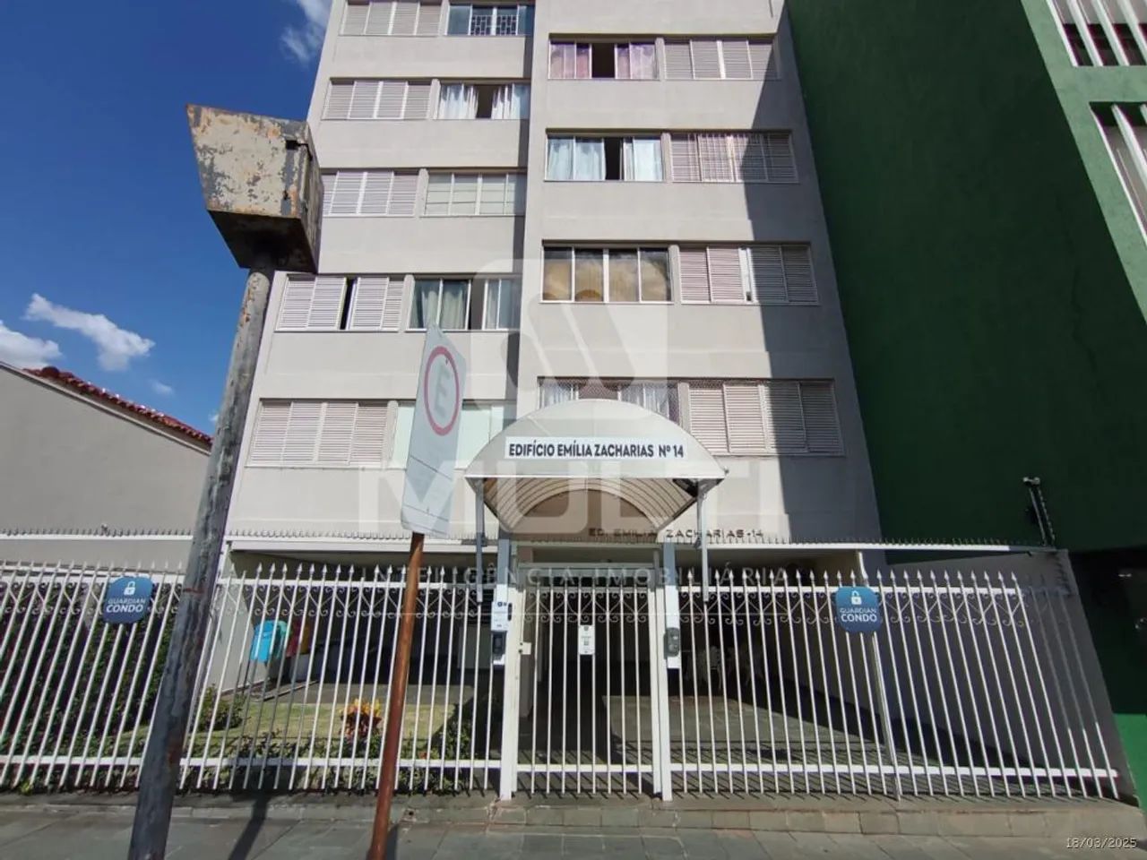 Apartamento - CENTRO