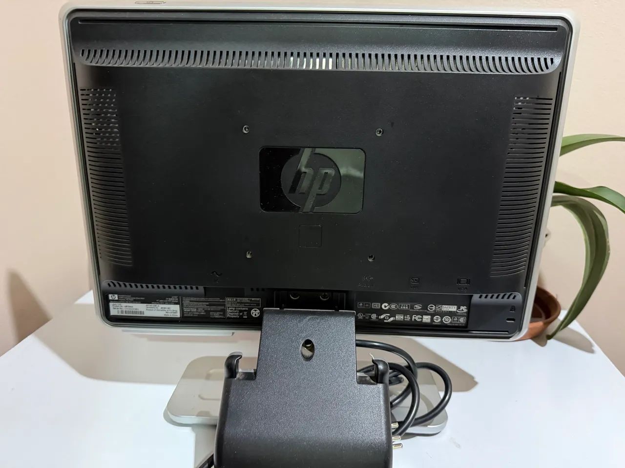 Monitor HP w1707 LCD 17" Widescreen - Funcionando Perfeitamente - Foto 3