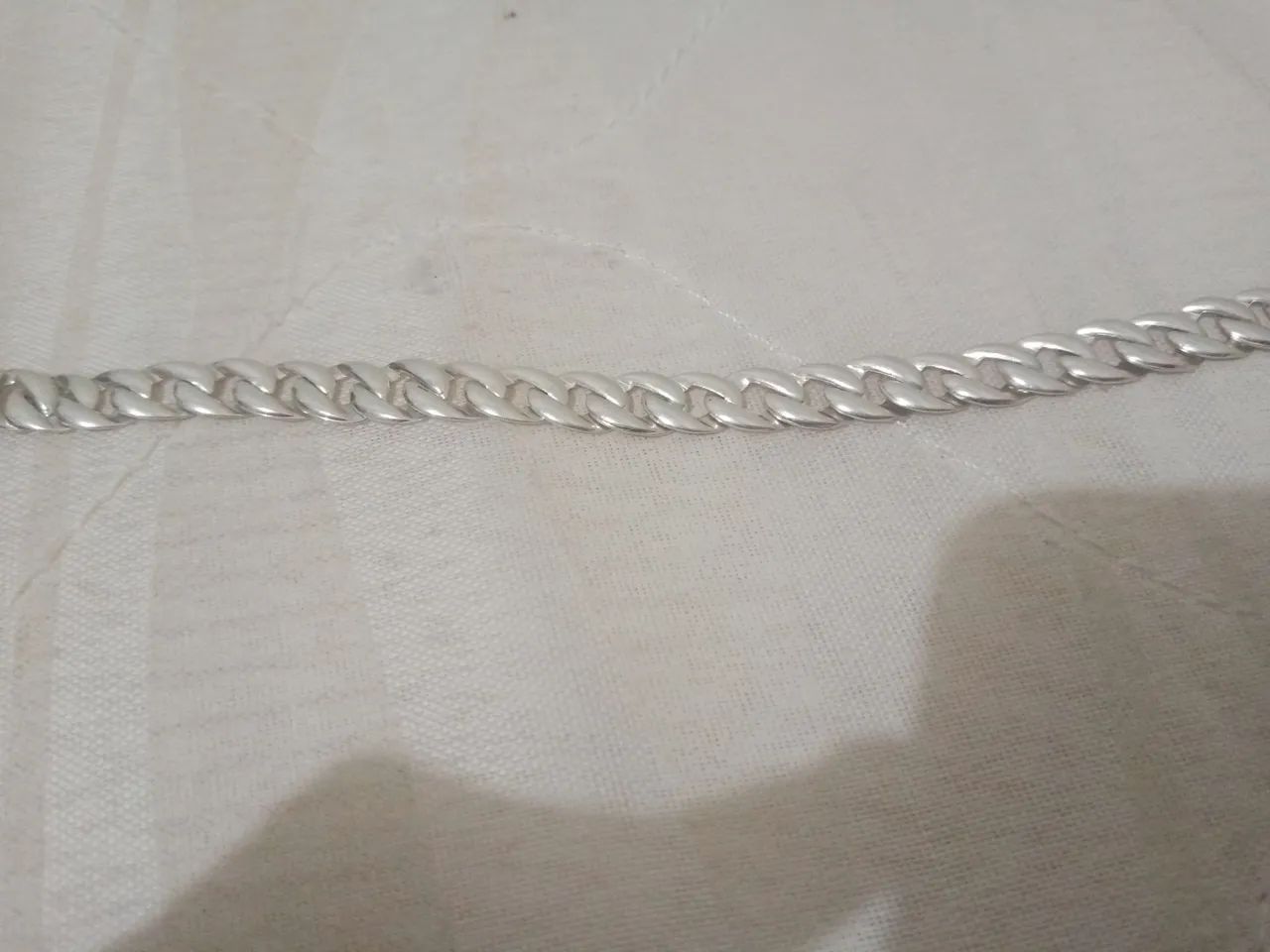 Pulseira de banhada a prata aceito trocas