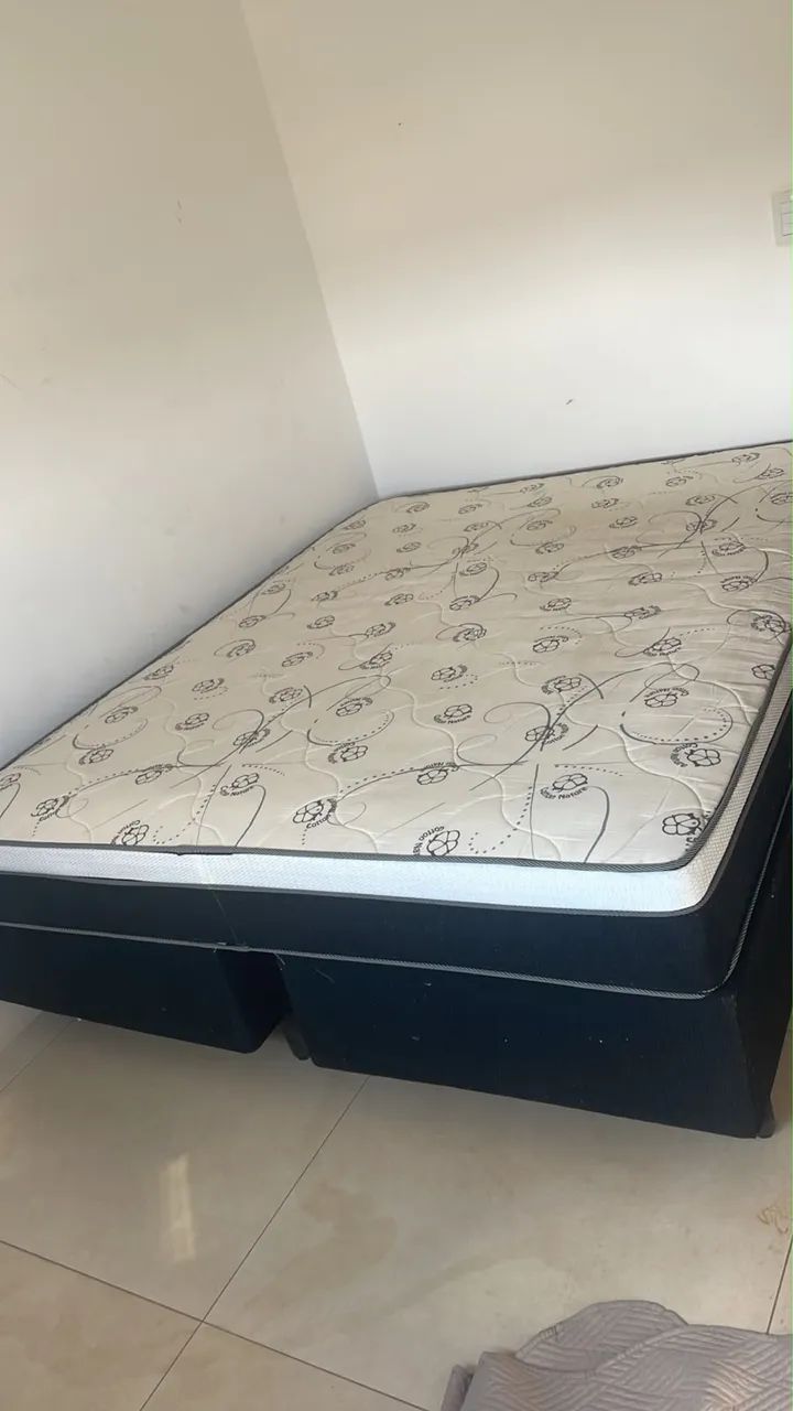 Vendo cama de casal