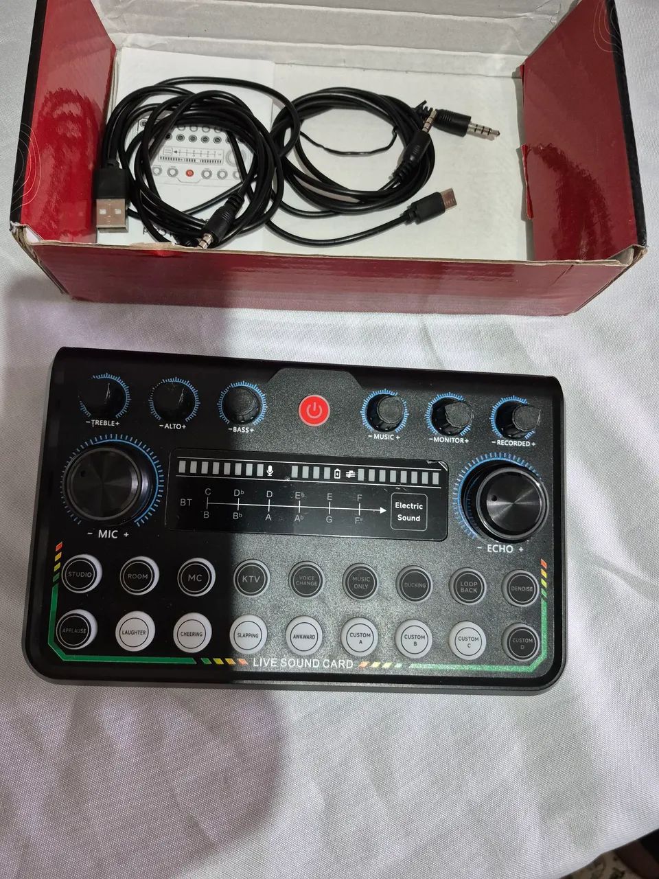 Placa de som para fazer live podcast muito bom