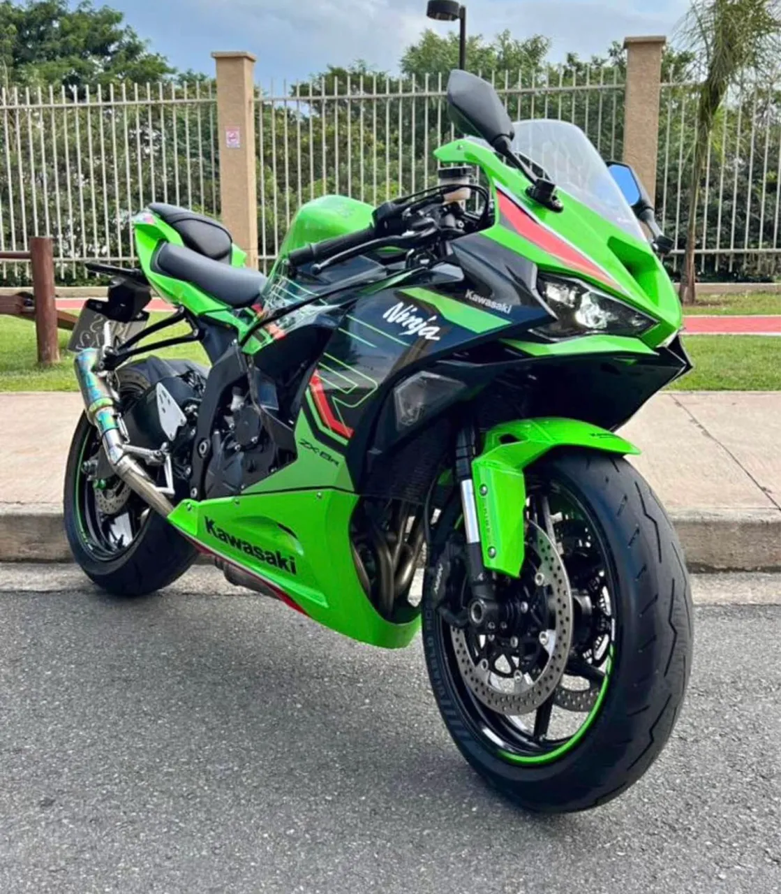 Motos Kawasaki Ninja Zx-10/ Zx-10r 1000cc 2025 no Brasil