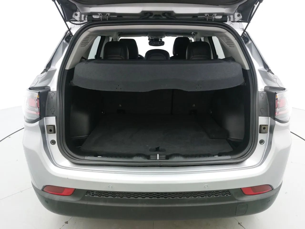 Jeep Compass LONG. T270 1.3 TB 4x2 Flex Aut., foto 9 de 18