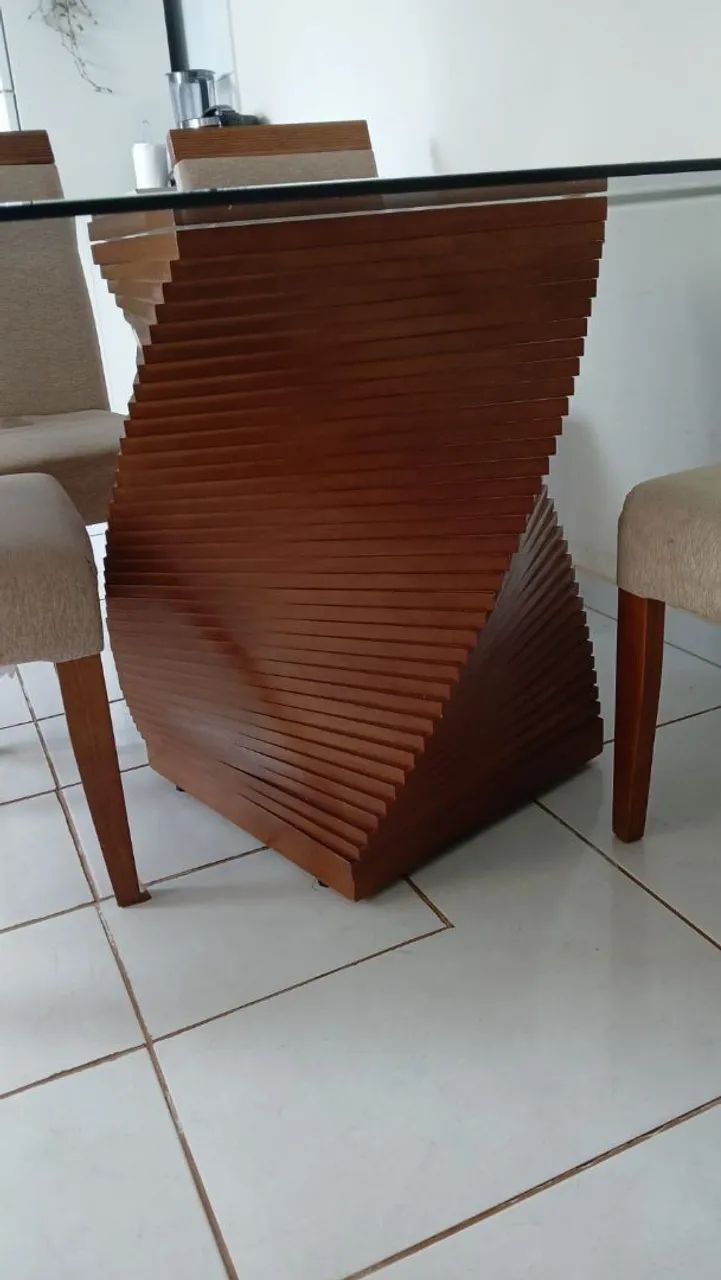Conjunto de mesa e cadeiras - Foto 4