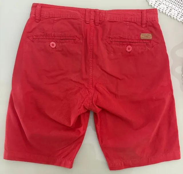 Bermuda de Sarja, marca Stalker,vermelha, modelo tradicional, tamanho 40 - Foto 4
