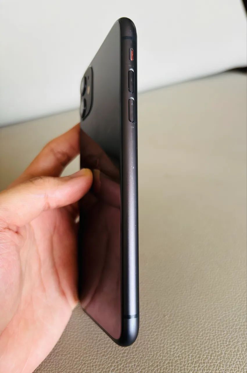 iPhone 11 Preto 128GB - Excelente Estado - Completo - Celulares e