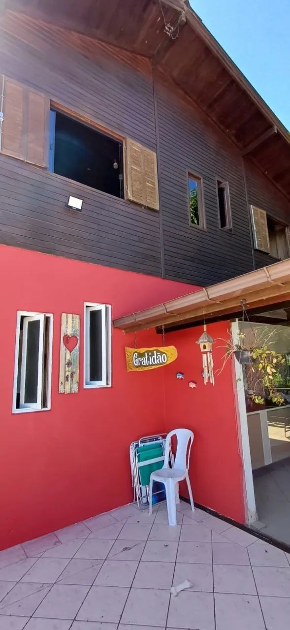 Casa com 4 dormitórios no Ribeirão da Ilha - Foto 4