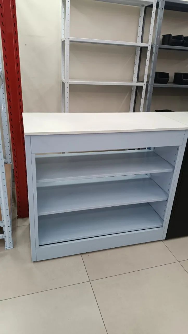 Balcão de atendimento e exposição de produtos - Foto 2