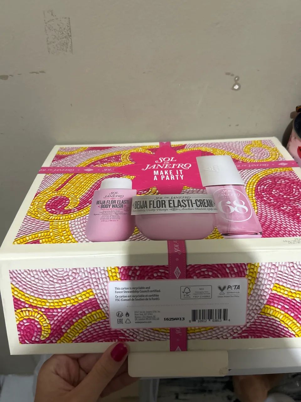 Kit sol de janeiro sabonete líquido nunca usado e creme hidratante 