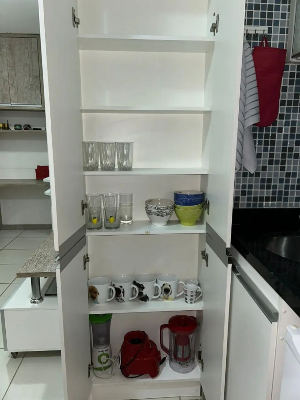 Kitnet mobiliada com ar-condicionado - Foto 2