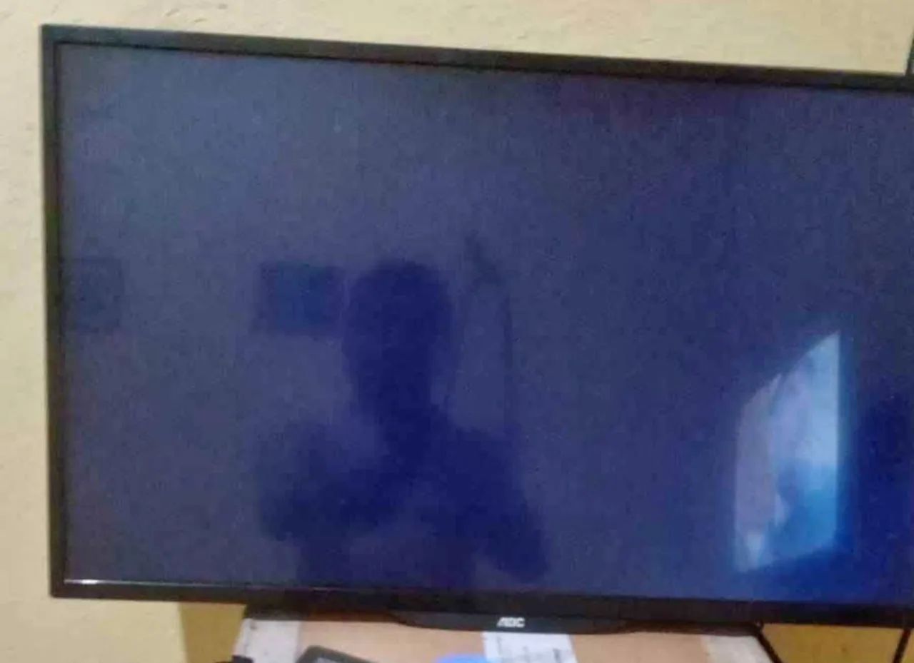 Vendo um tv 32 Polegadas Tcl