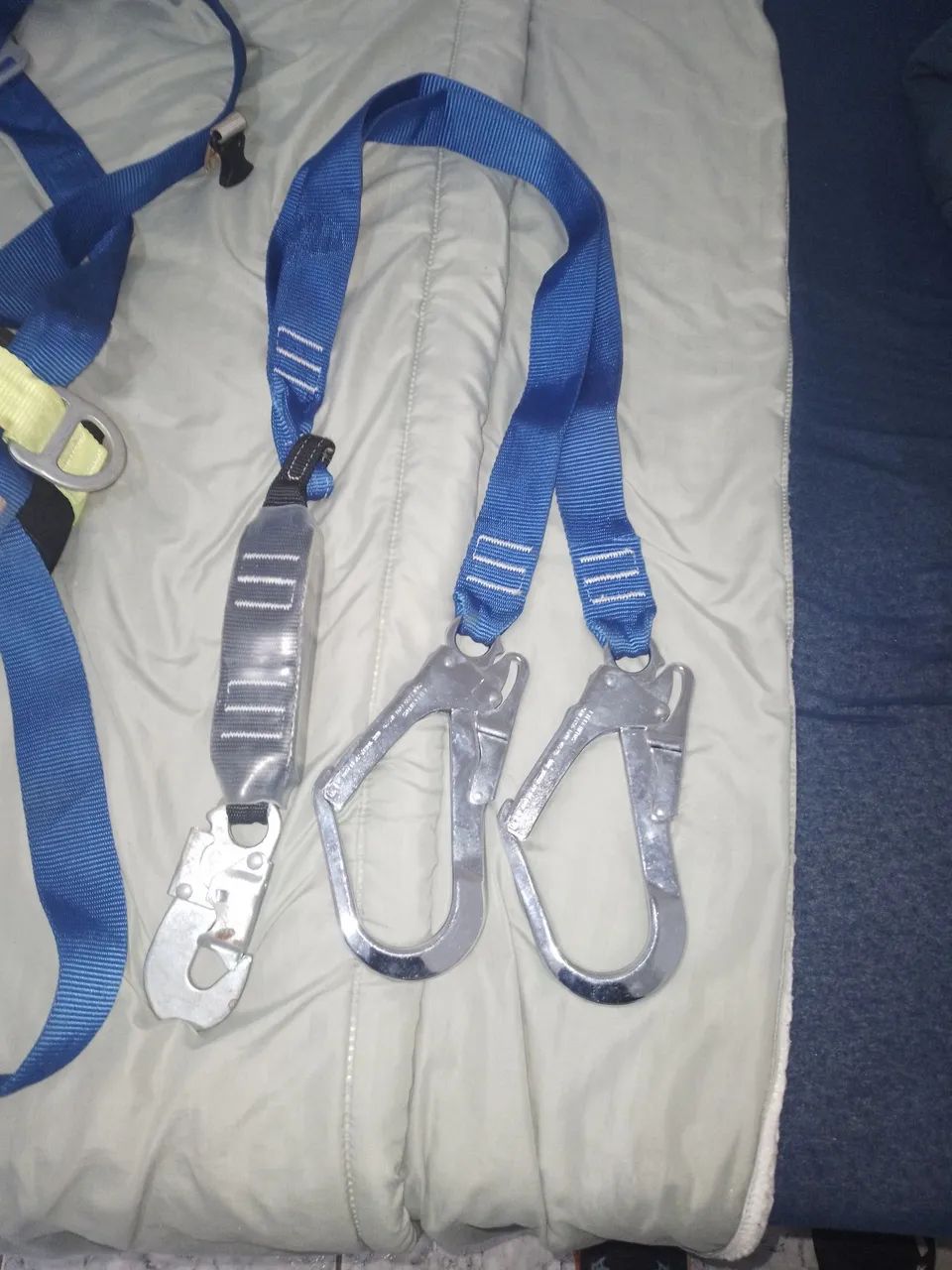 Vendo Cinto tipo Paraquedista com Talabarte Duplo  - Foto 3